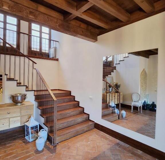 هتل Casa Del Armiño Mansión De La Familia De El Greco