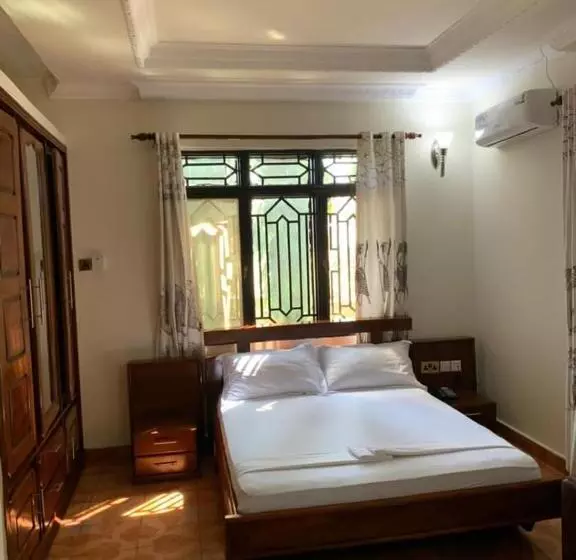 هتل Coast View Resort