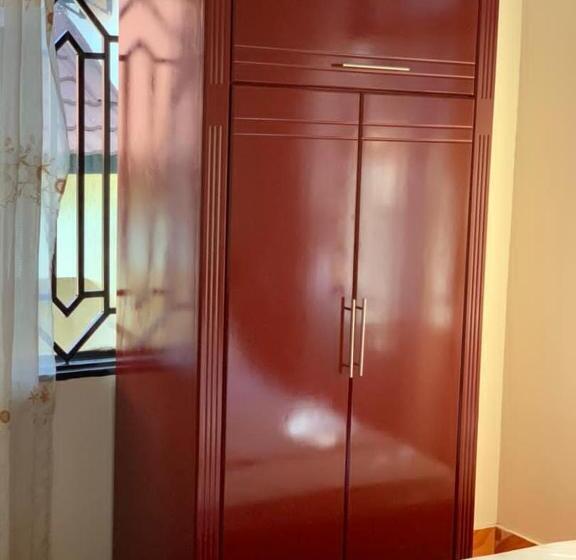 בית מלון כפרי Coast View Resort