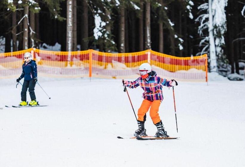 בית מלון כפרי Kazalnica Family&conference Resort