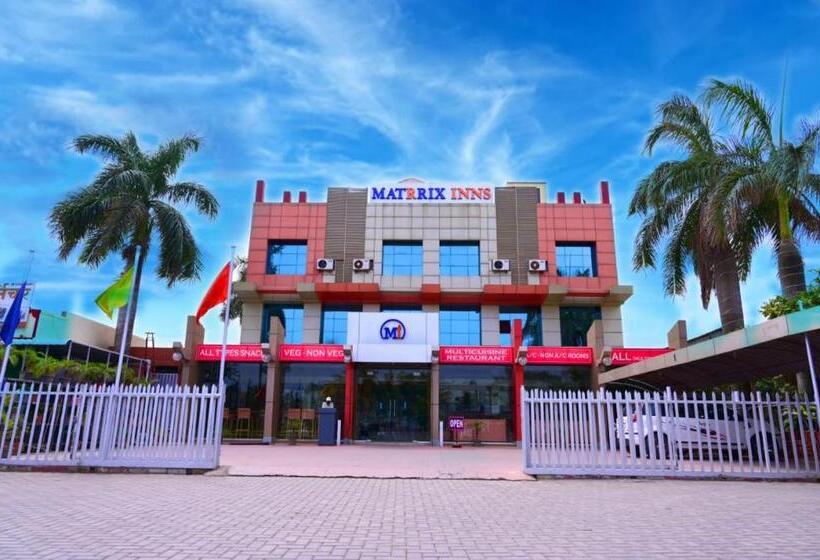 בית מלון כפרי Matrix Inn Chakan