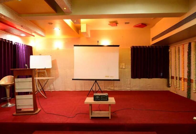 בית מלון כפרי Matrix Inn Chakan