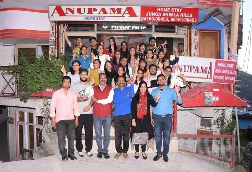 Hotelli Oyo 90463 Anupama Homestay