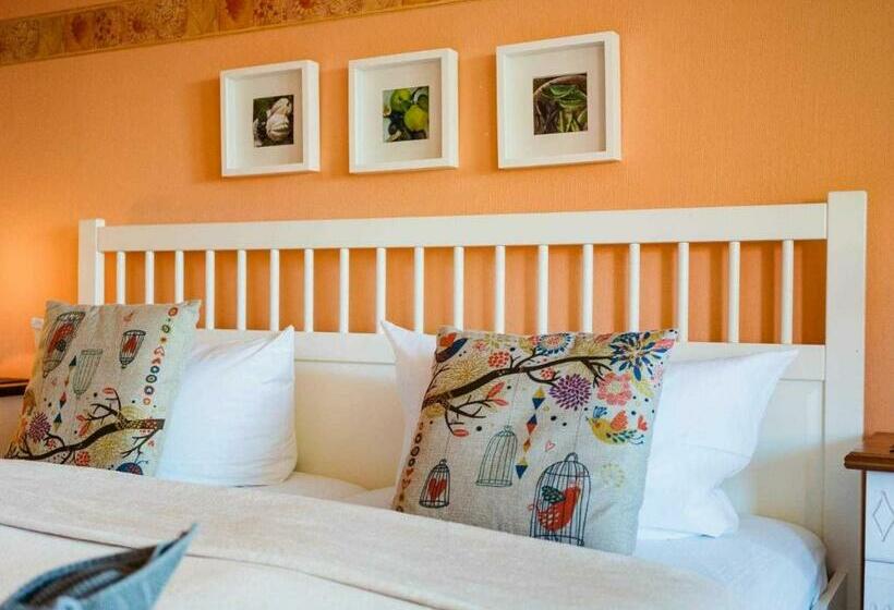 Hotelli Zimmer Nr 2 Im Haus Sabine