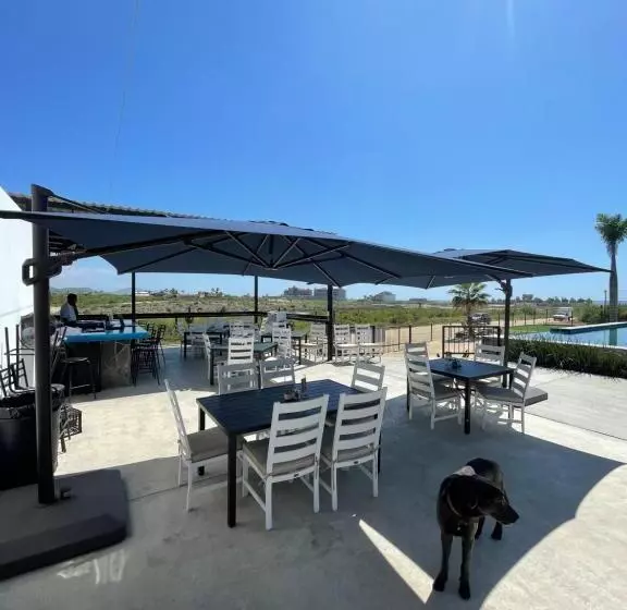 Las Palmas Hotel   Cerritos Beach