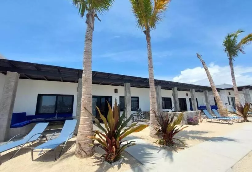 Las Palmas Hotel   Cerritos Beach