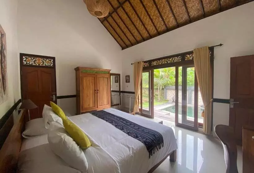 ペンション Agung Village