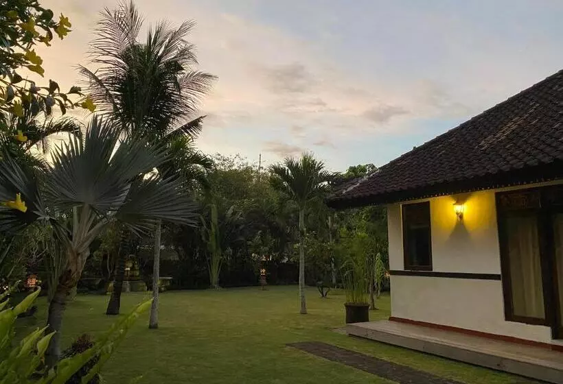 ペンション Agung Village