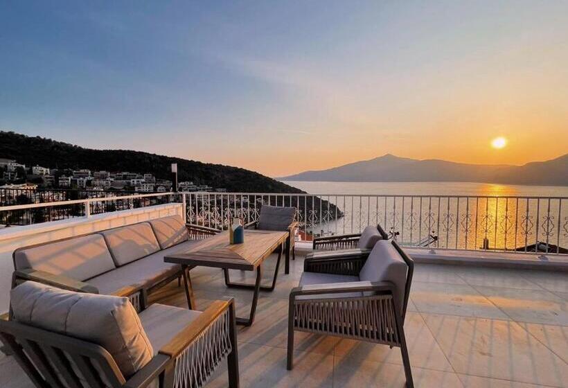 پانسیون Villa Lalaland Family