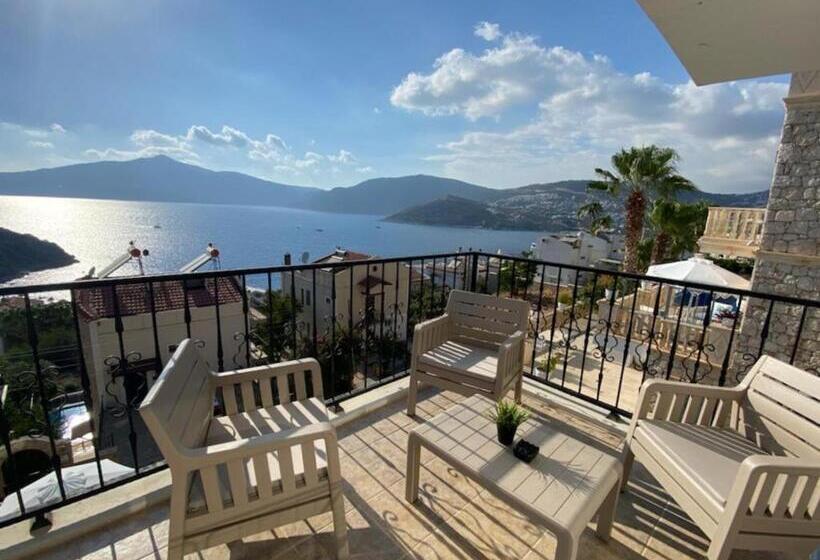 پانسیون Villa Lalaland Family