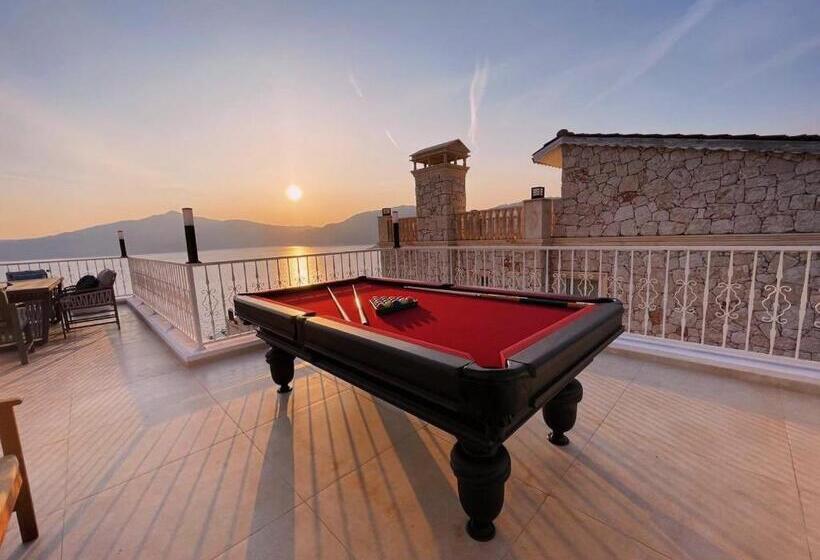 پانسیون Villa Lalaland Family