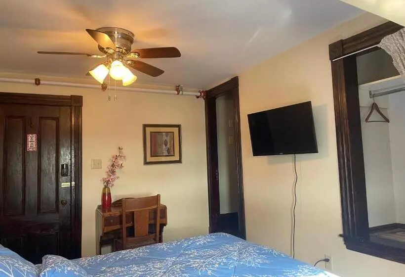 Majatalo Prince County Guest House