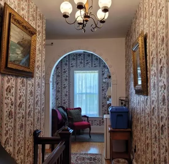 Majatalo Prince County Guest House