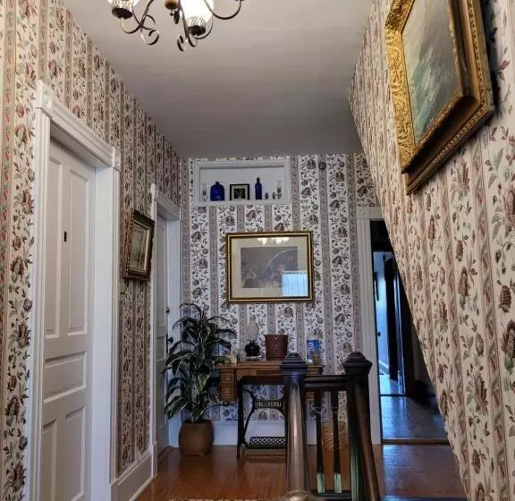 Majatalo Prince County Guest House