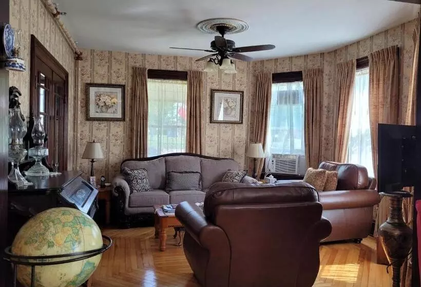 Majatalo Prince County Guest House