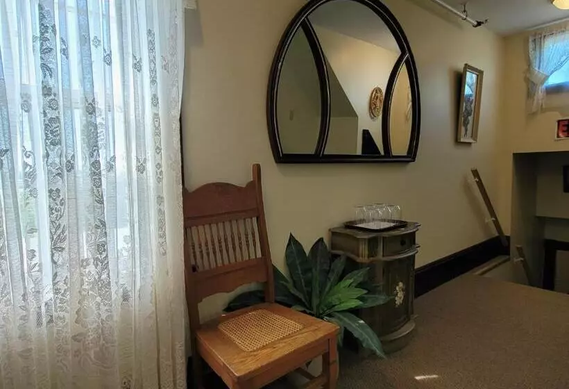 Majatalo Prince County Guest House