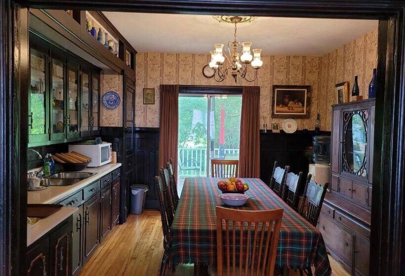 بنسيون Prince County Guest House