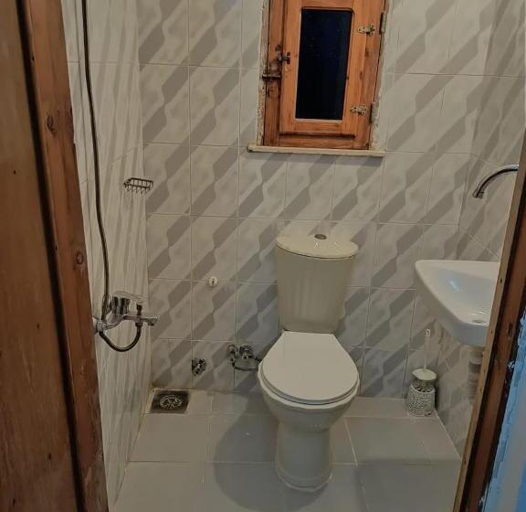 استراحتگاه Abo Hamada Azure Camp