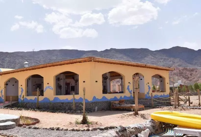 استراحتگاه Abo Hamada Azure Camp