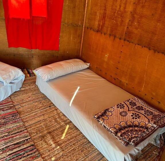 استراحتگاه Abo Hamada Azure Camp