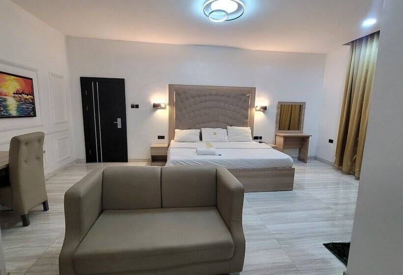 The Charis Hotel And Suites