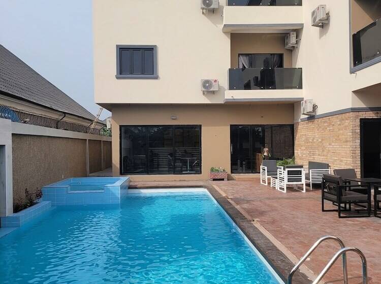 The Charis Hotel And Suites