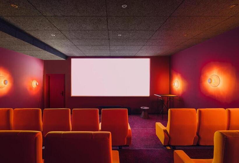 The Comodo Bad Gastein, A Member Of Design Hotels