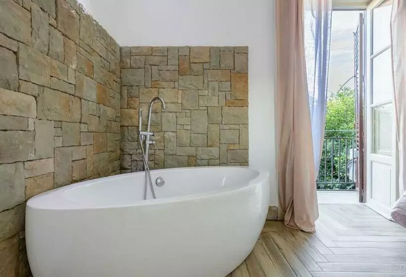 تختخواب و صبحانه Calypso Il Binario Elegance