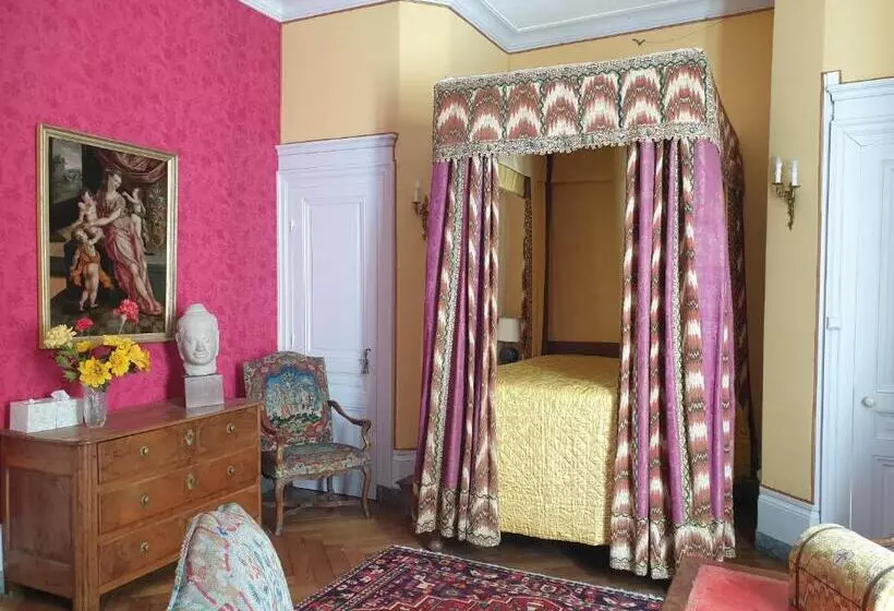 ベッドアンドブレックファースト Château De Saint Bonnet Les Oules