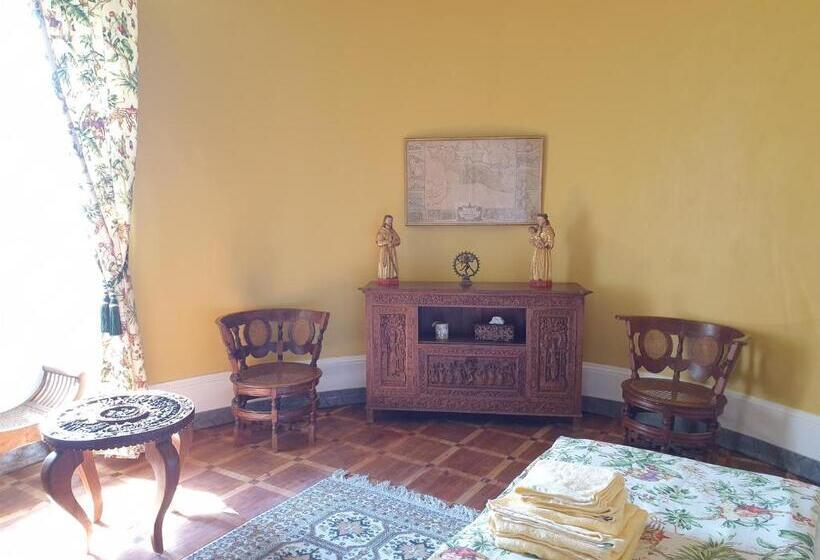 Bed and Breakfast Château De Saint Bonnet Les Oules