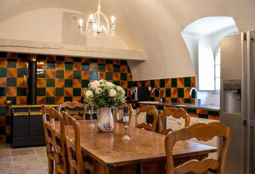 مبيت وإفطار Château Saint Pierre De Mejans