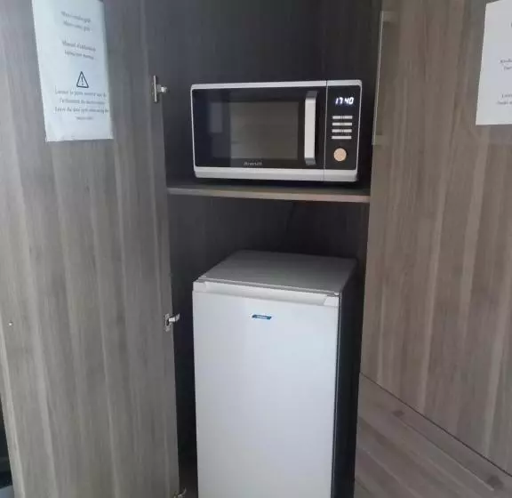ベッドアンドブレックファースト La Fermette Chambres D Hôtes Dans Environnement Calme Et Arboré