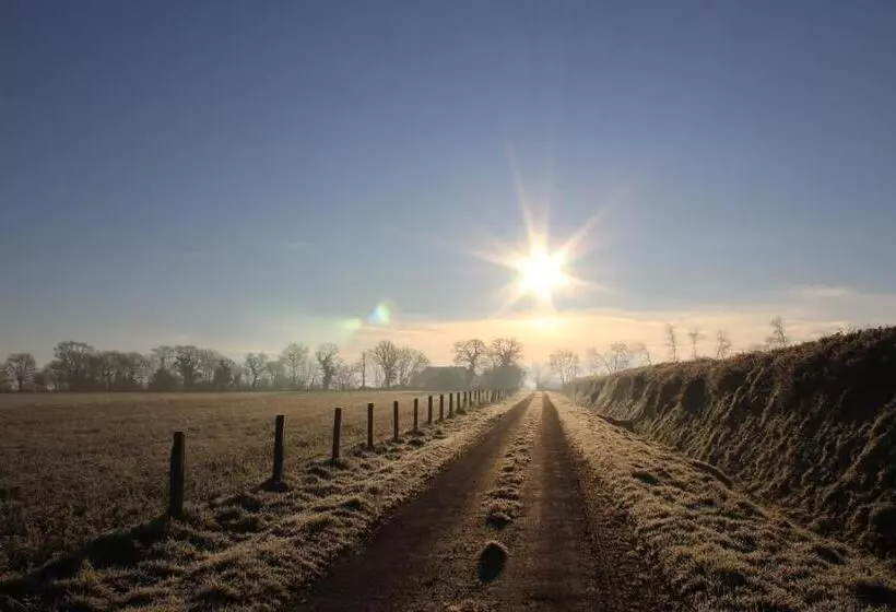 ベッドアンドブレックファースト Le Clos Castel