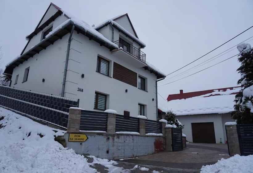 Dom Na Skarpie