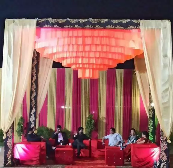 ホテル Aashirwad Garden & Resort