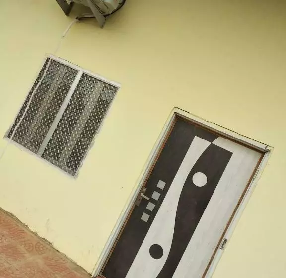 ホテル Aashirwad Garden & Resort