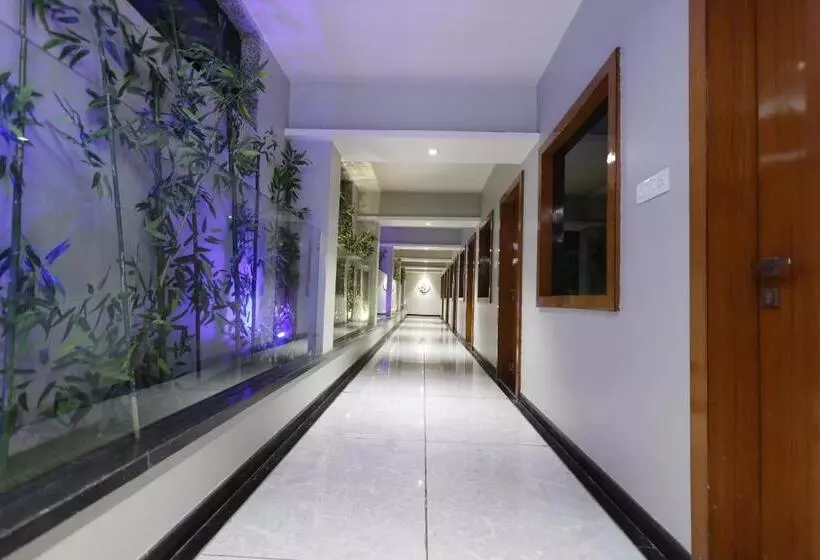 ホテル Nakshatra Resort