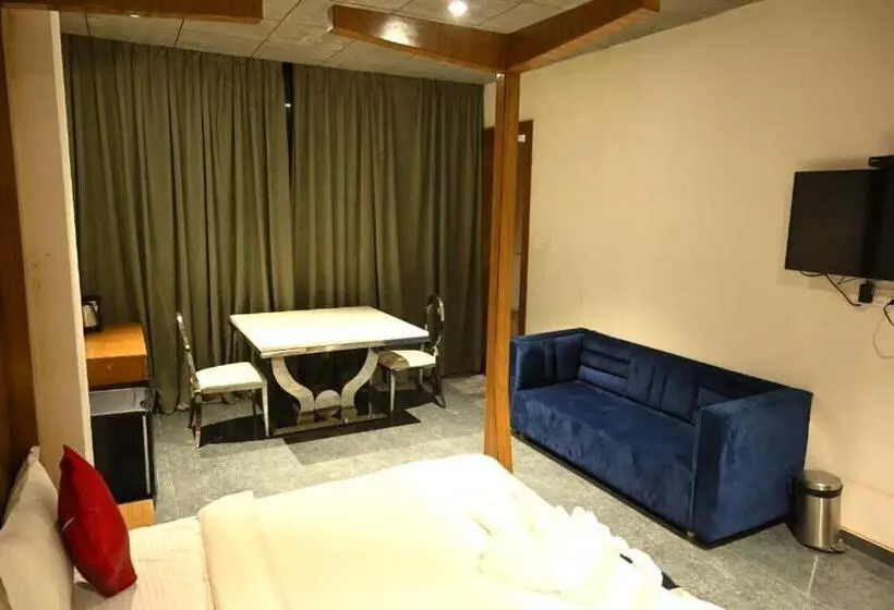 ホテル Nakshatra Resort