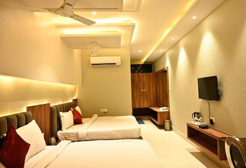 בית מלון כפרי Nakshatra Resort