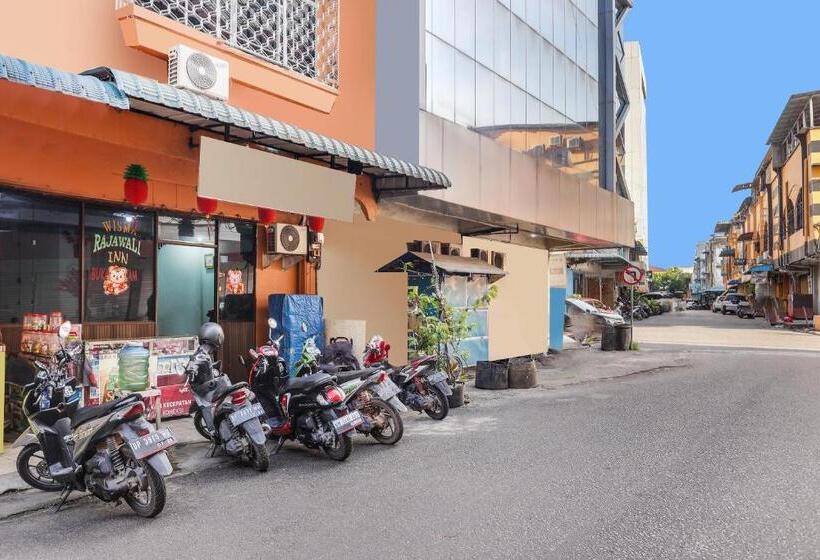 هتل Oyo 91967 Rajawali Inn