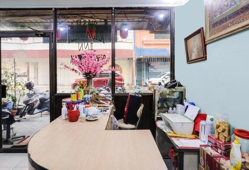 هتل Oyo 91967 Rajawali Inn