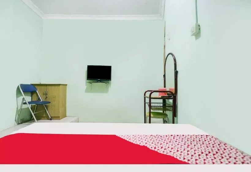 Hotelli Oyo 91967 Rajawali Inn