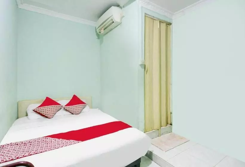 Hotelli Oyo 91967 Rajawali Inn