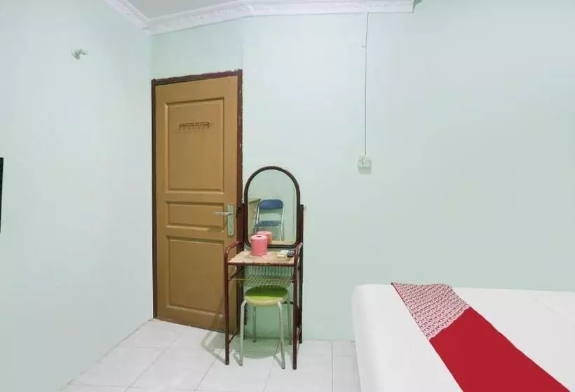 Hotelli Oyo 91967 Rajawali Inn