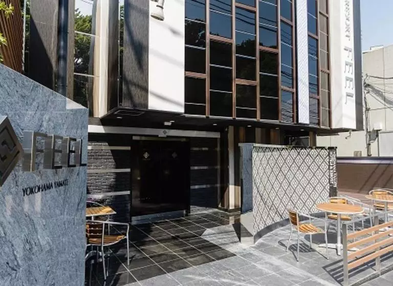 هتل S & Resort Feel