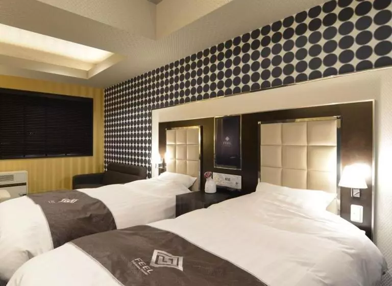 هتل S & Resort Feel