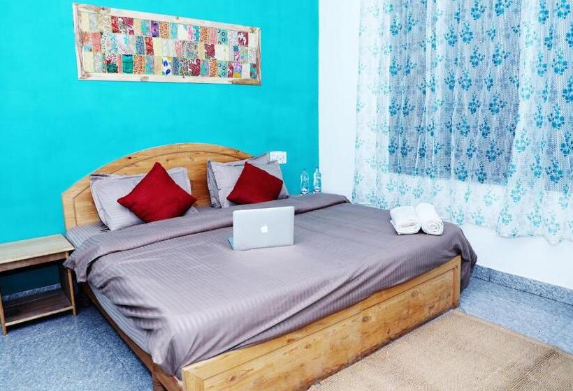 호텔 The Kasol Villa