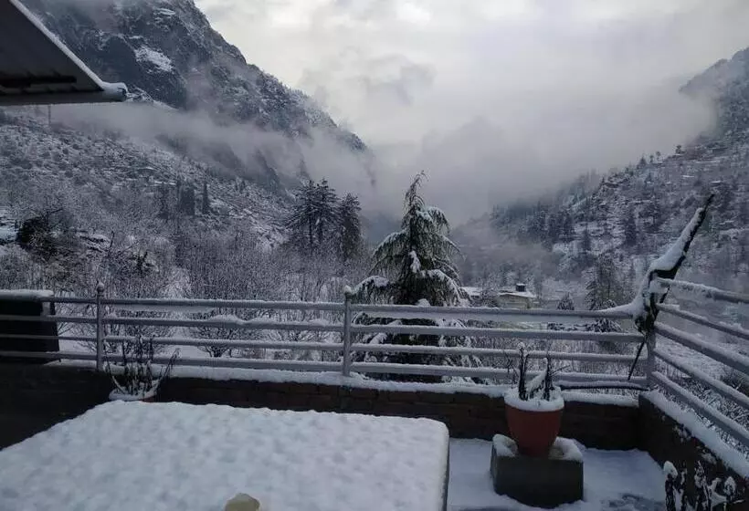 ホテル The Kasol Villa