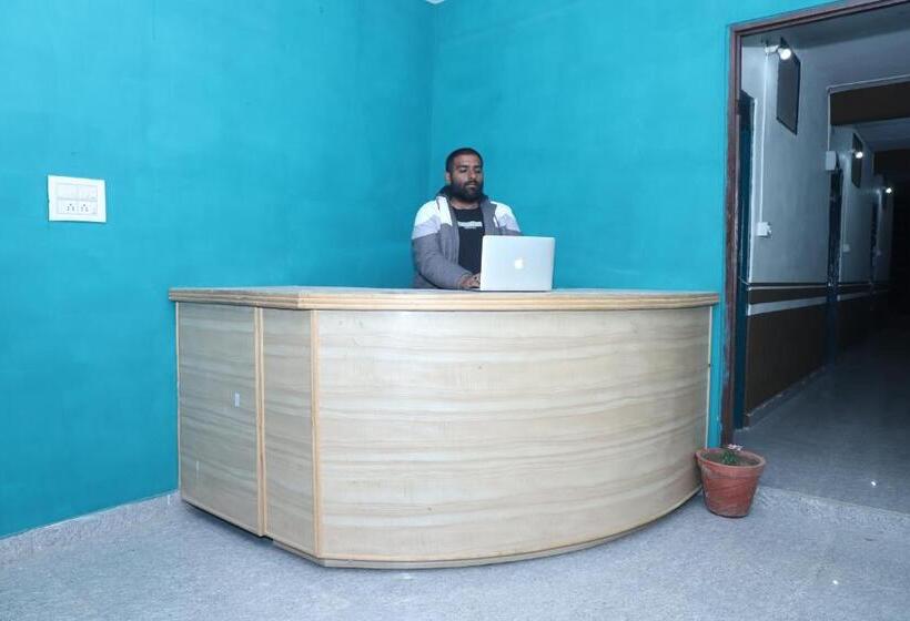 호텔 The Kasol Villa