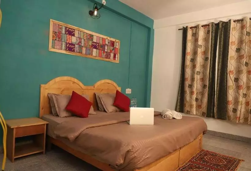 ホテル The Kasol Villa